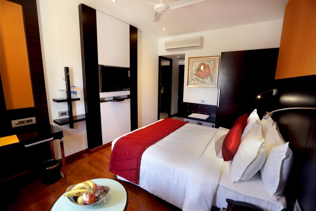 Astoria Hotels Мадурай Экстерьер фото