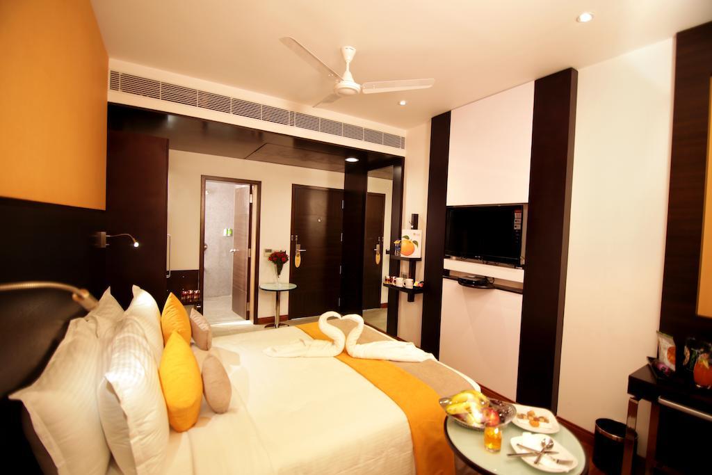 Astoria Hotels Мадурай Экстерьер фото
